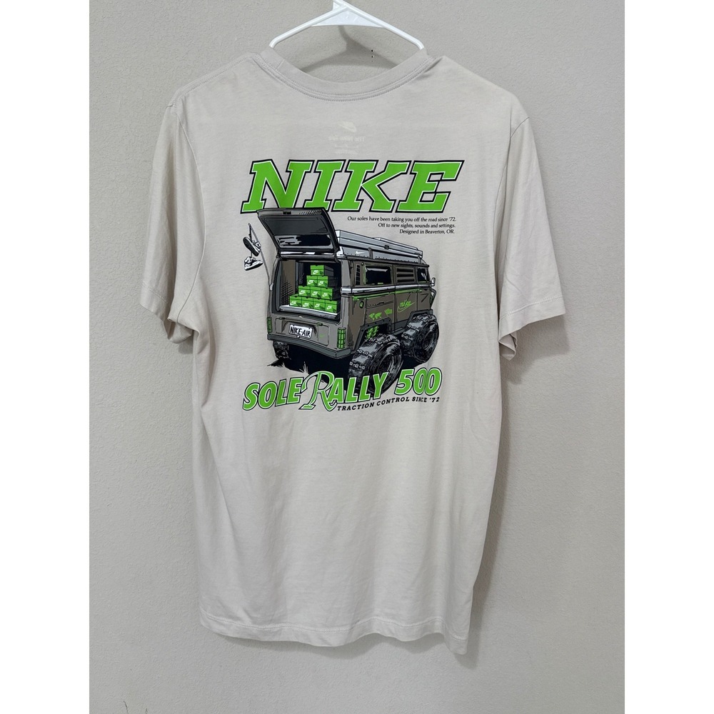 Nike Graphic T-Shirt Mens Size Medium Tan‎ Sole Rally 500 Off-Road Truck Tee
